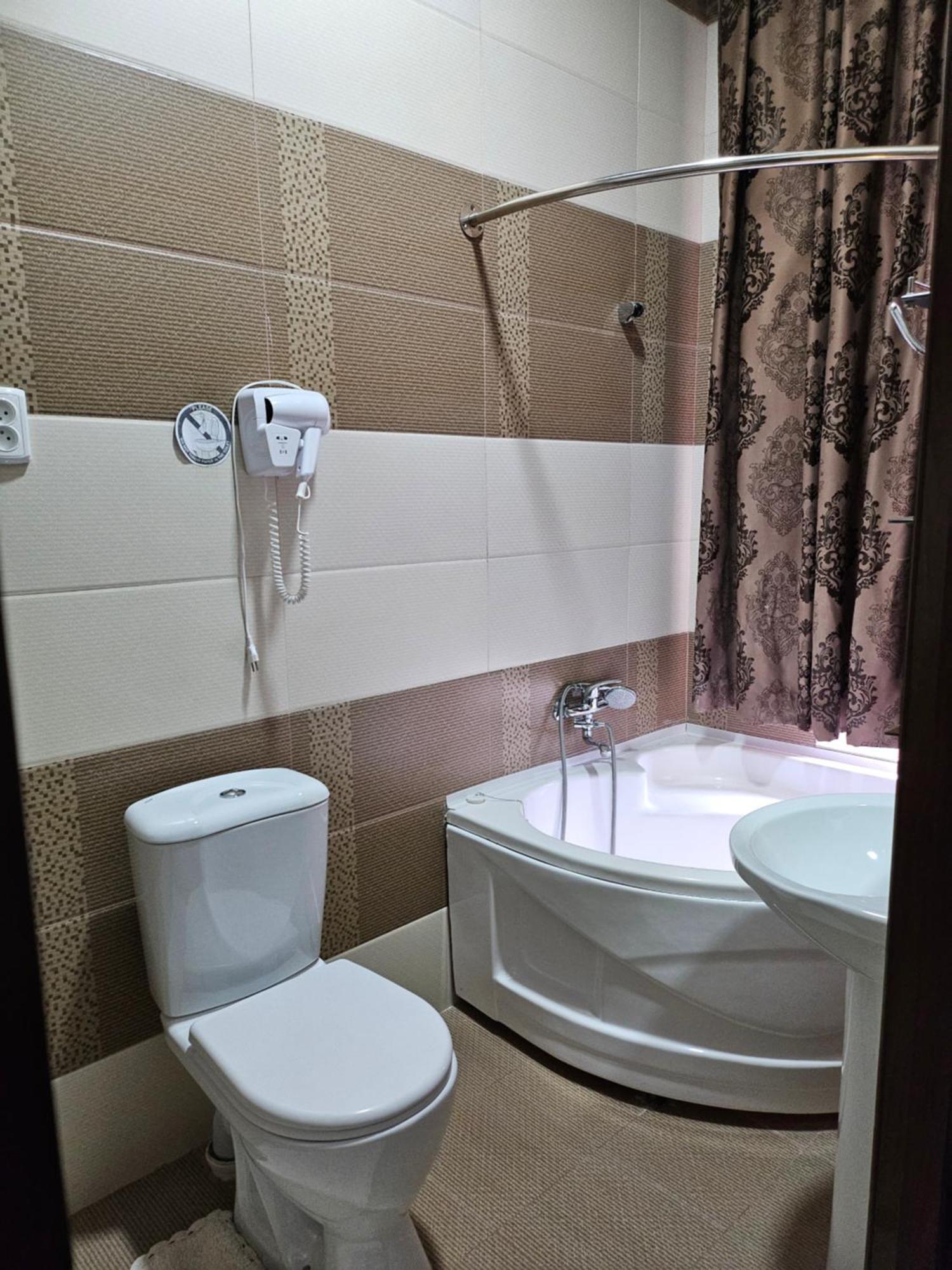 Guest House "Rohat Lux" Samarkand Exteriör bild